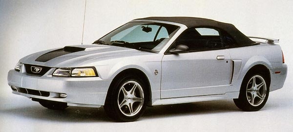Mustang SN95  Mustang-35e-1999